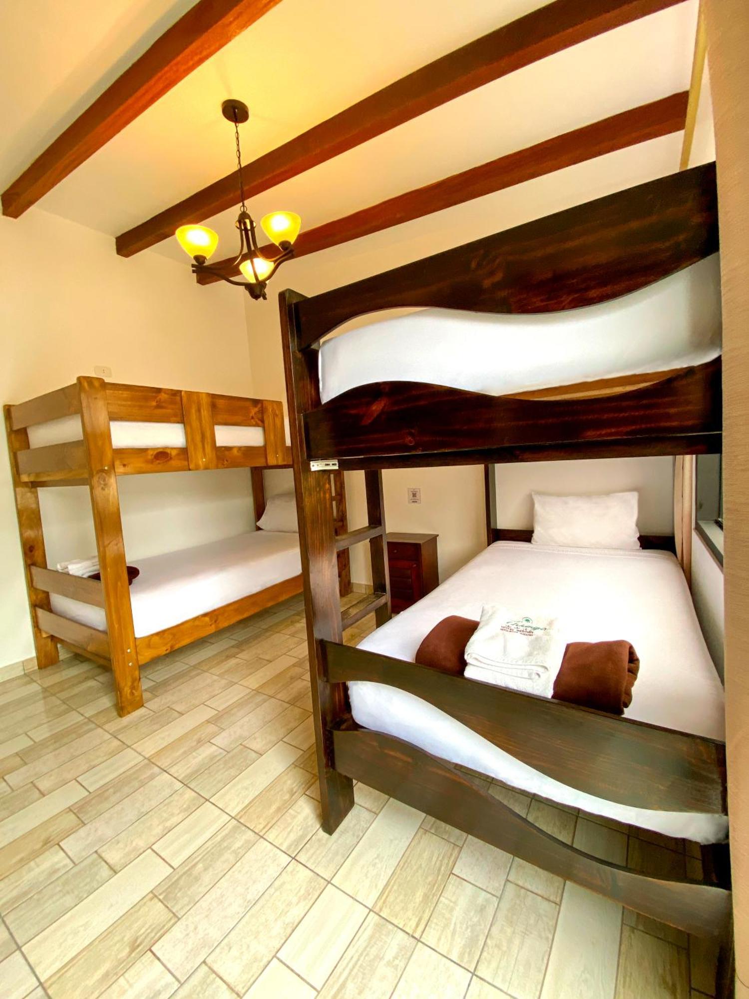 Hotel Resort Thiago Chincha Alta Exterior foto