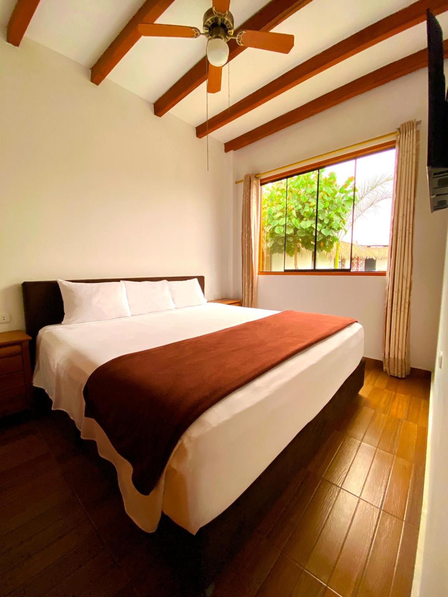 Hotel Resort Thiago Chincha Alta Exterior foto